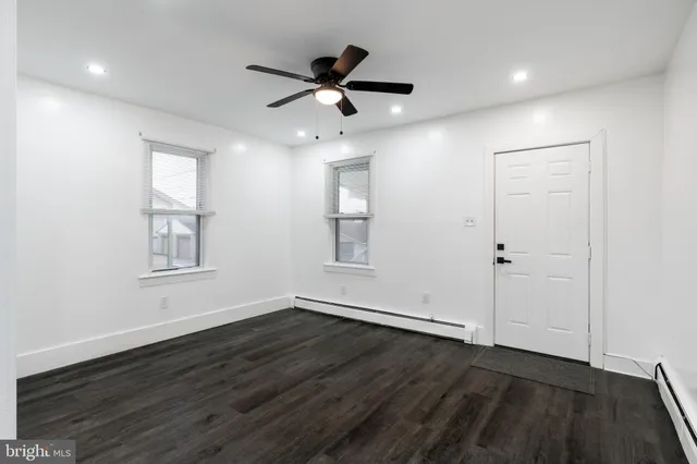 $279,900 | 125 Wabash Avenue, Bath, PA 18014