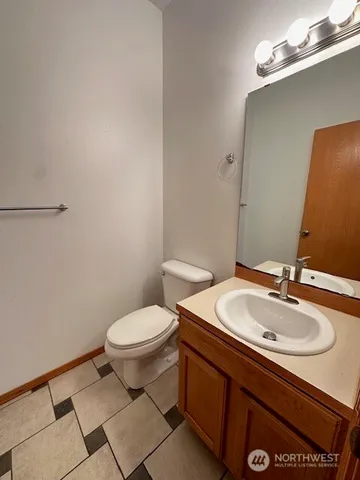 $3,095 | 23725 80th Court West, Edmonds, WA 98026