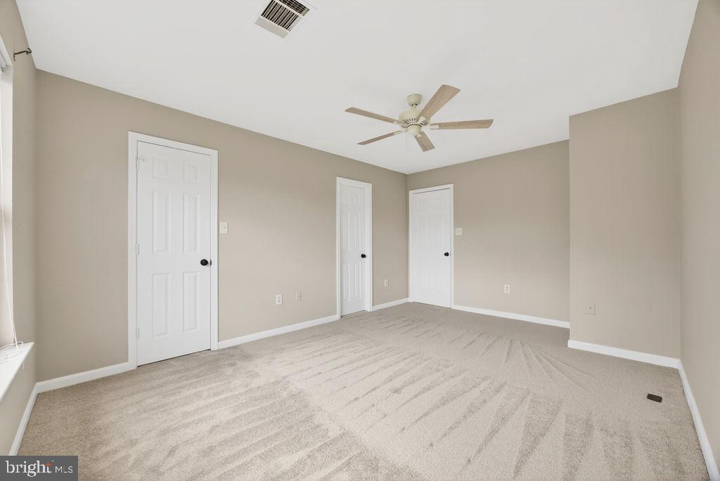 43249 Clearnight Terrace Ashburn, VA 20147 - Photo 23 of 39 a view of an empty room with a window