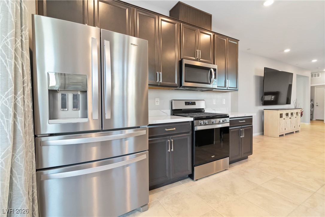 2834 Mincio Street Henderson, NV 89044 - Photo 11 of 28