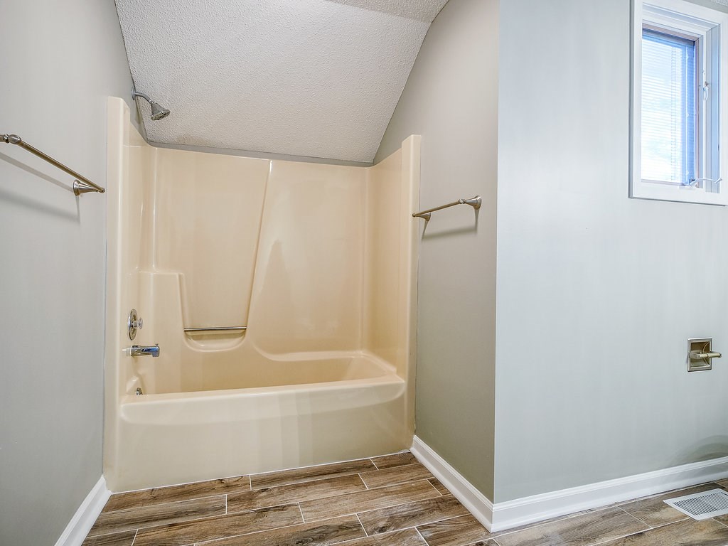 5926 Spring Pond Road Fort Wayne, IN 46845 - Photo 29 of 36