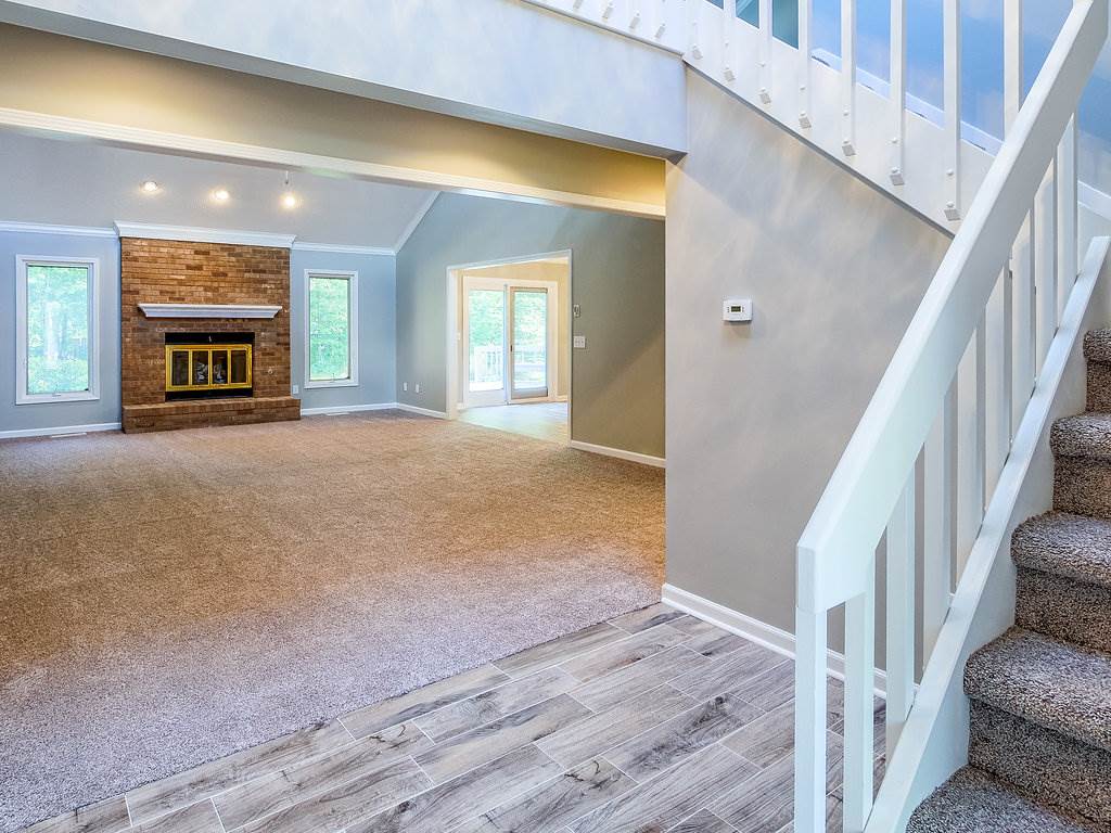 5926 Spring Pond Road Fort Wayne, IN 46845 - Photo 5 of 36