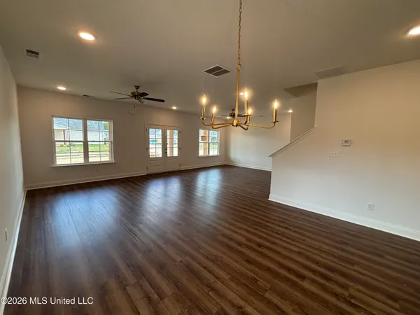 $403,550 | 7221 Hickory Holw Road, Walls, MS 38680