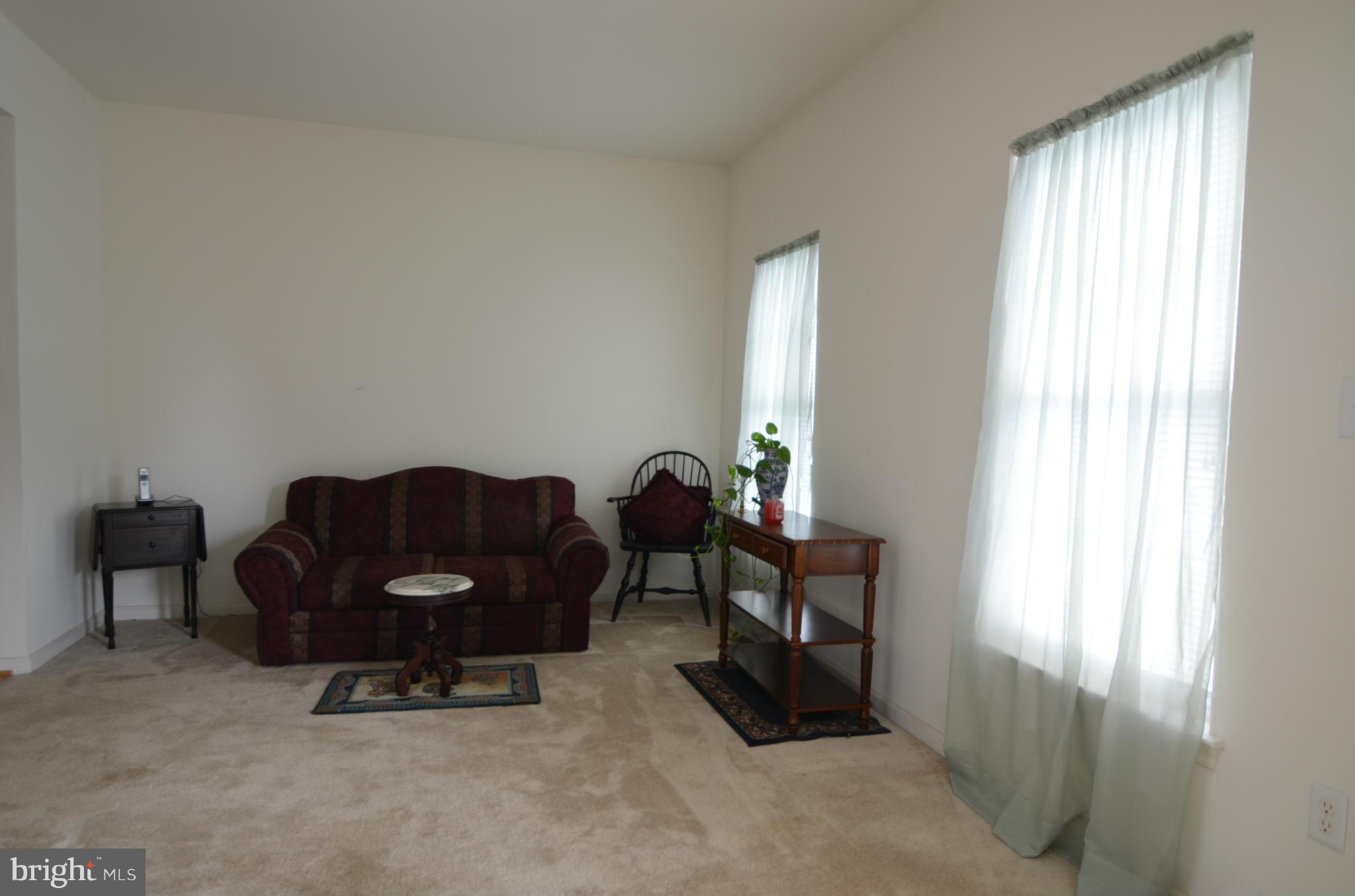 820 Milford Mill Road Baltimore, MD 21208 - Photo 5 of 14 Living Room