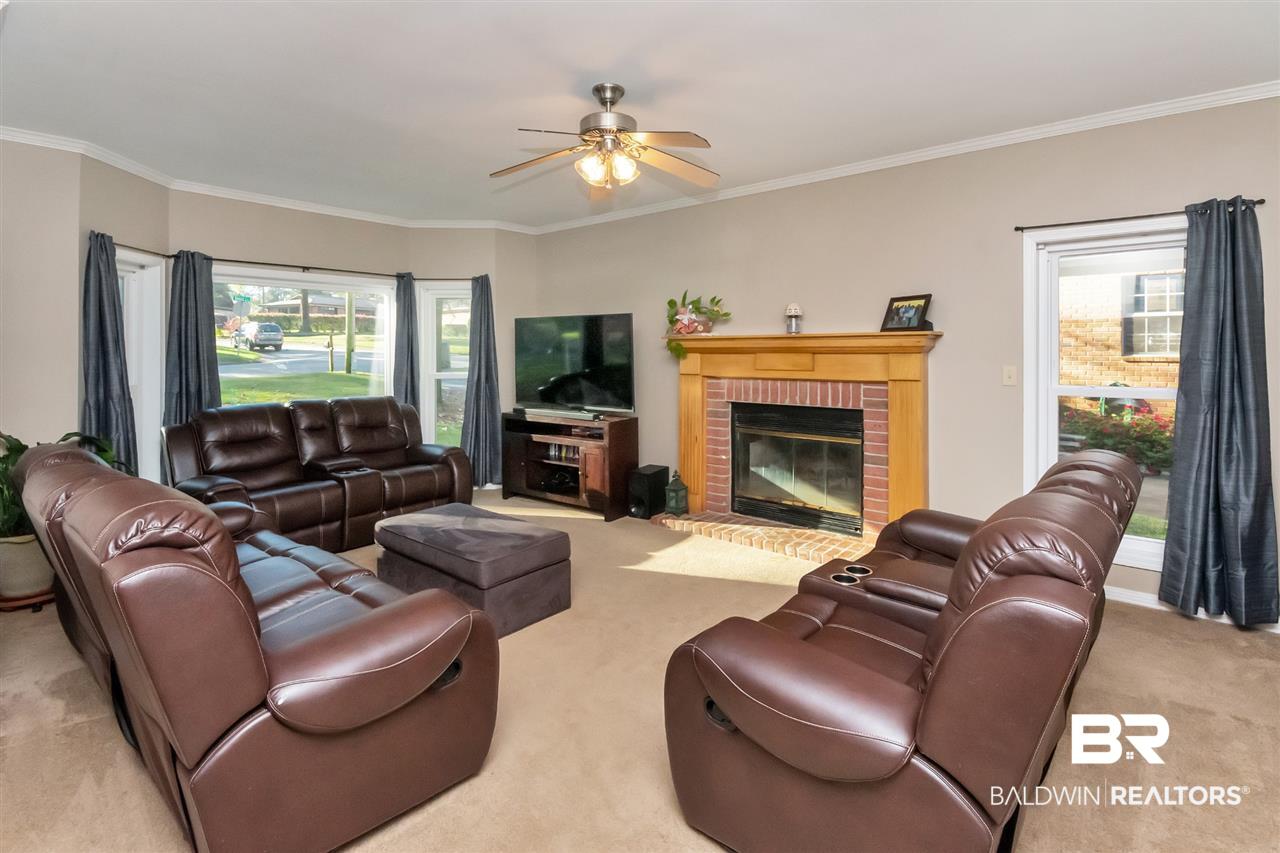 124 Dewitt Circle Daphne, AL 36526 - Photo 13 of 45