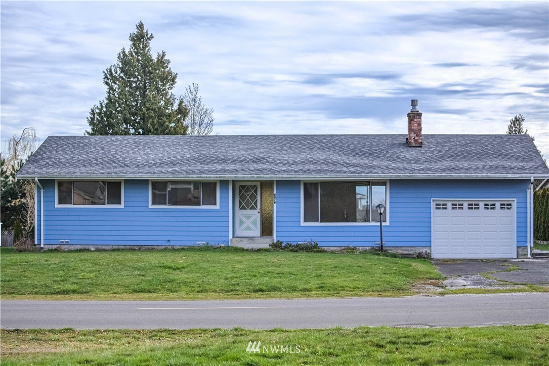 8076 Kispiox Road Blaine, WA 98230 - Photo 5 of 25 Gallery Image 5