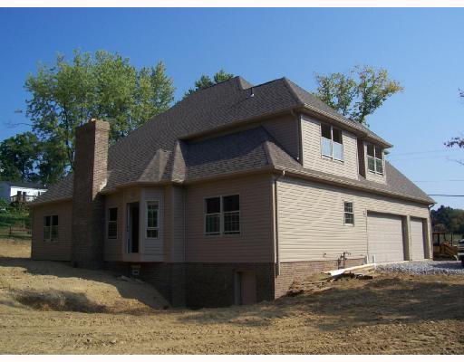 196 Mary Reed Road Economy, PA 15005 - Photo 3 of 8 Exterior Back.