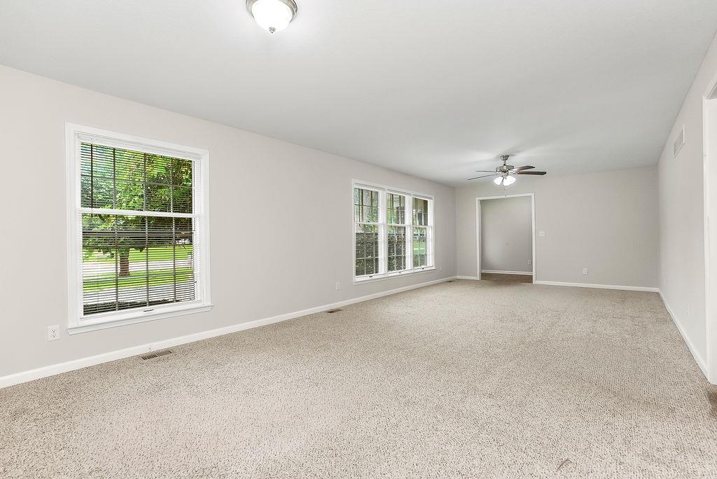 305 Northwest O'Brien Road Lee's Summit, MO 64063 - Photo 3 of 34 Gallery Image 3