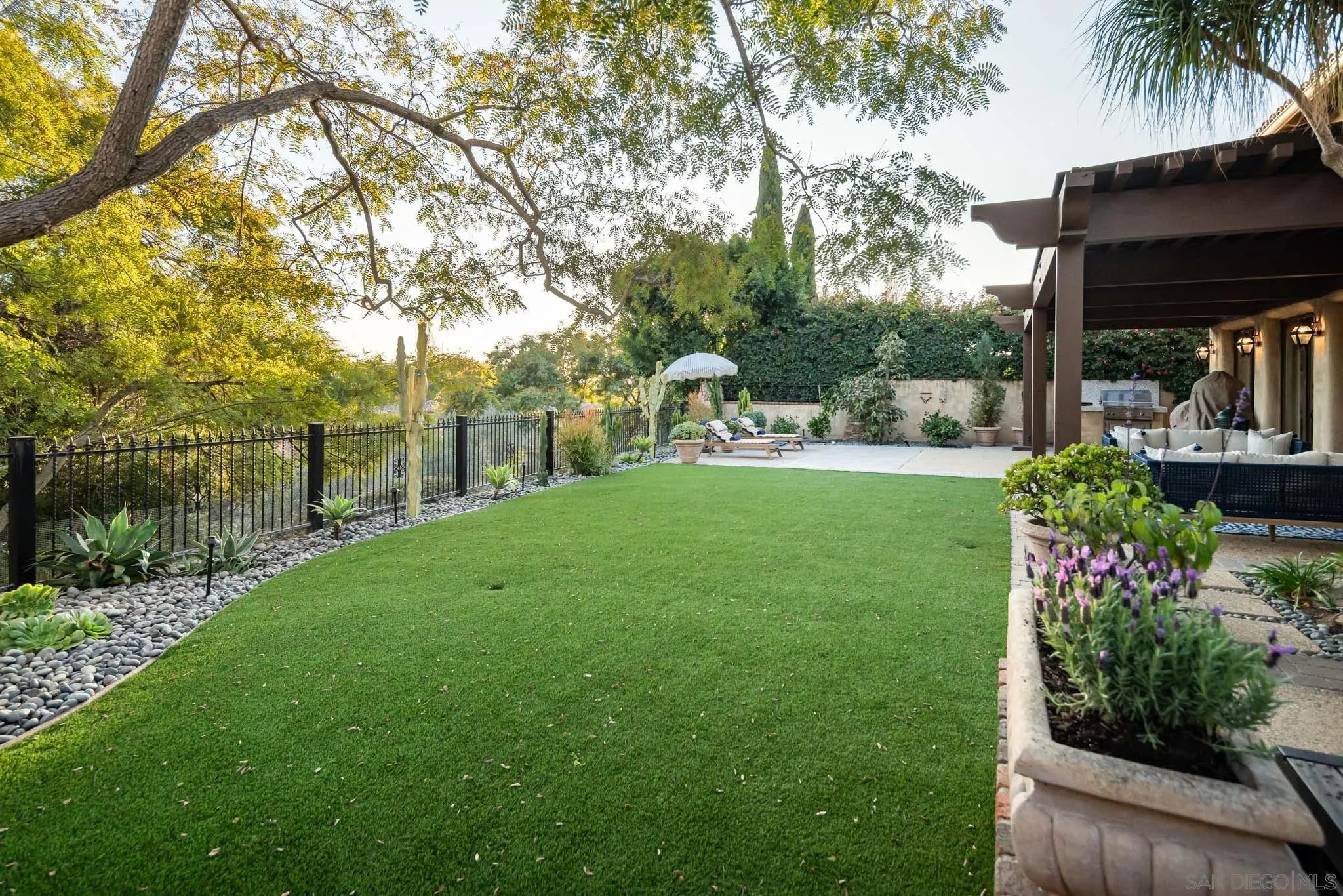 18564 Corte Fresco Rancho Santa Fe, CA 92091 - Photo 31 of 40 Gallery Image 31