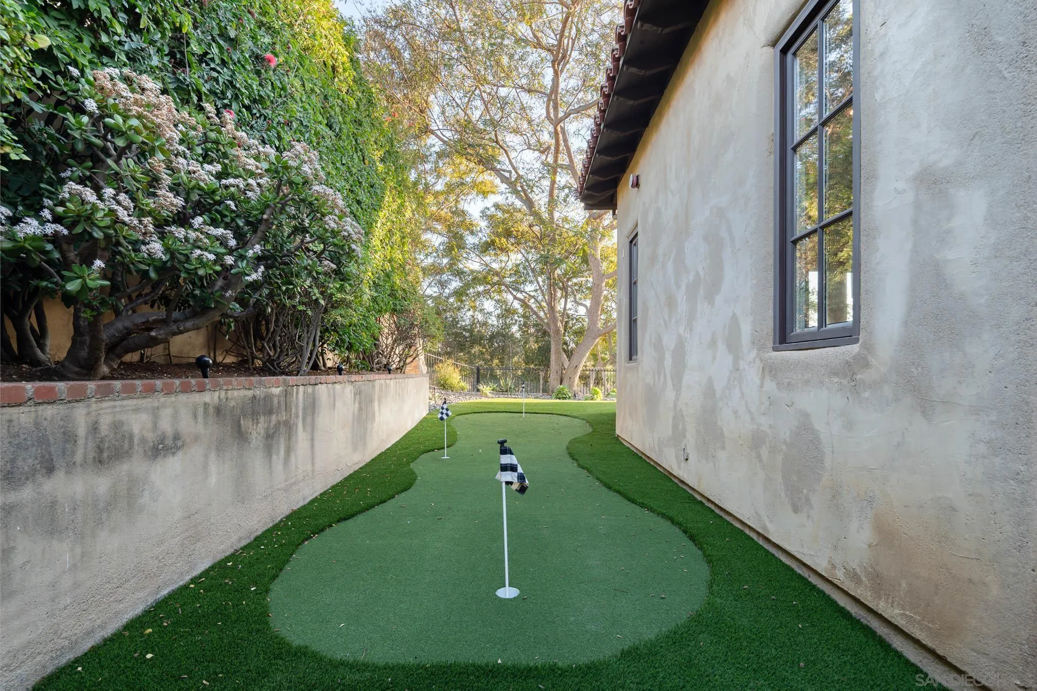 18564 Corte Fresco Rancho Santa Fe, CA 92091 - Photo 33 of 40 Gallery Image 33