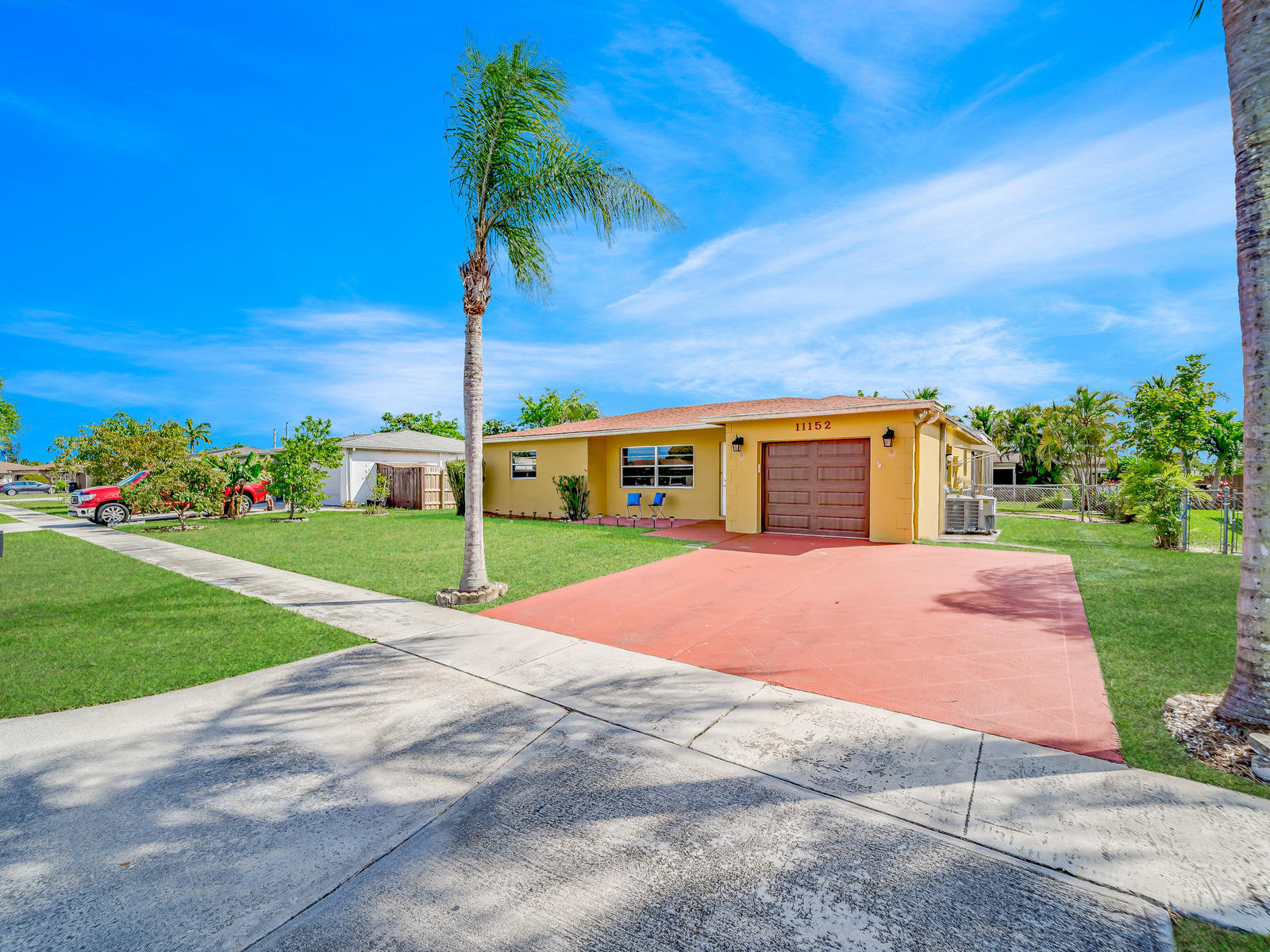 11152 Mustang Street Boca Raton, FL 33428 - Photo 14 of 61 Double Driveway