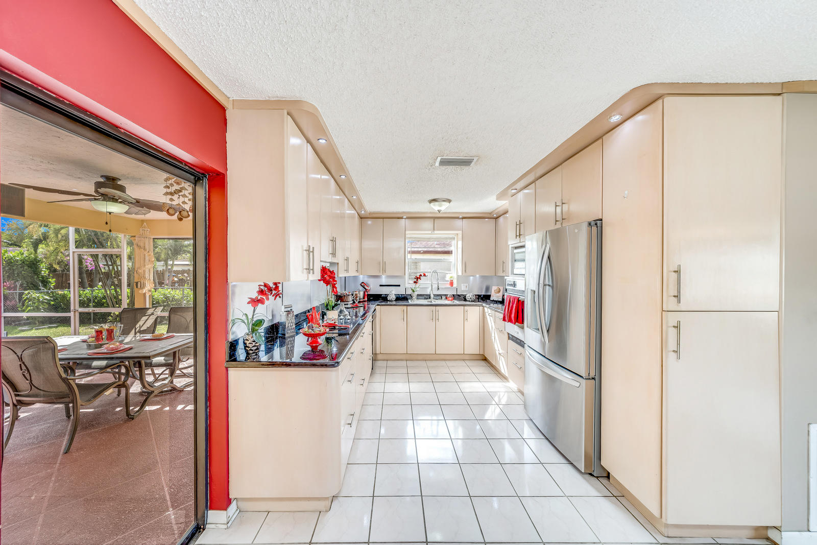 11152 Mustang Street Boca Raton, FL 33428 - Photo 20 of 61 tons of cabinets