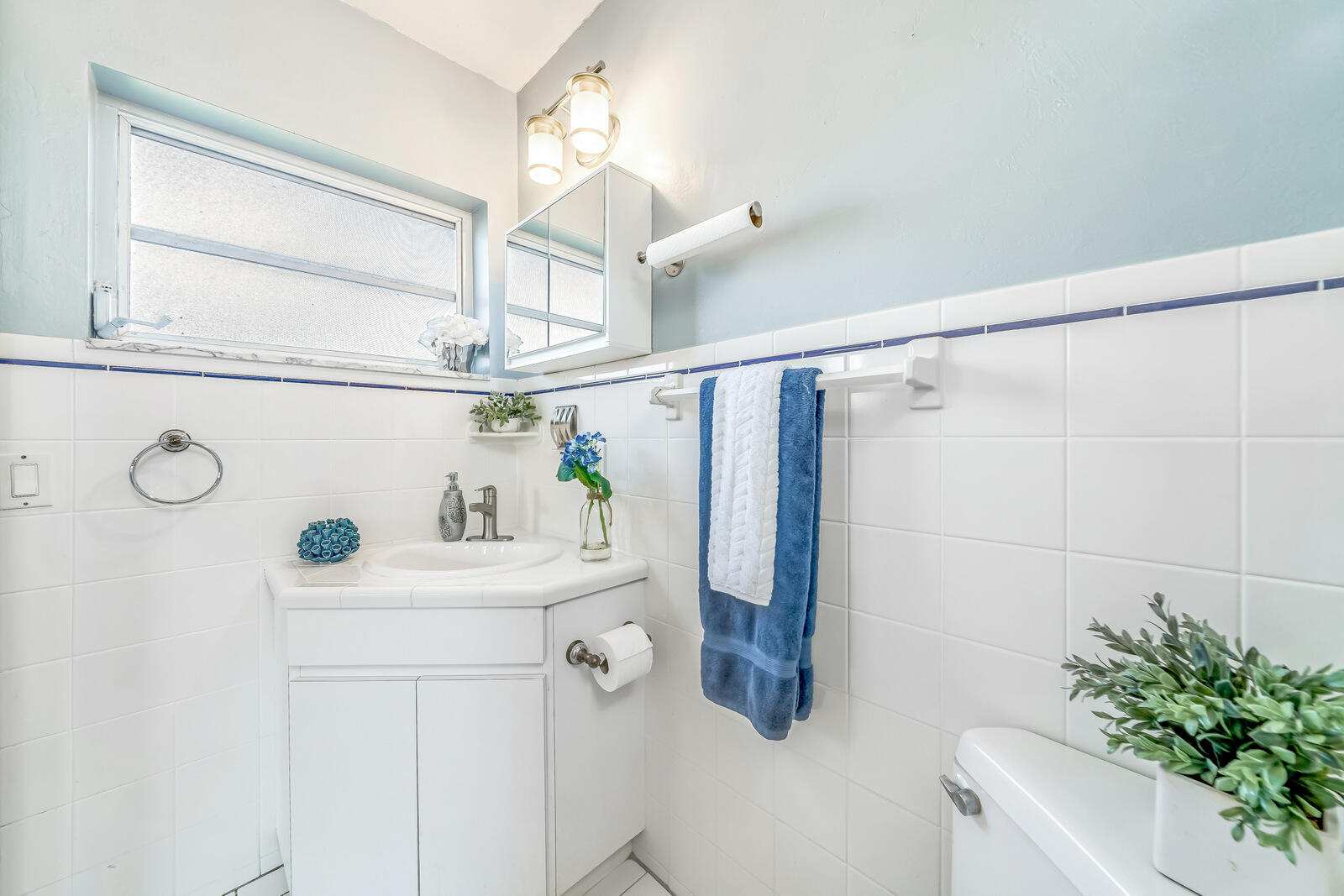 11152 Mustang Street Boca Raton, FL 33428 - Photo 40 of 61 master bath
