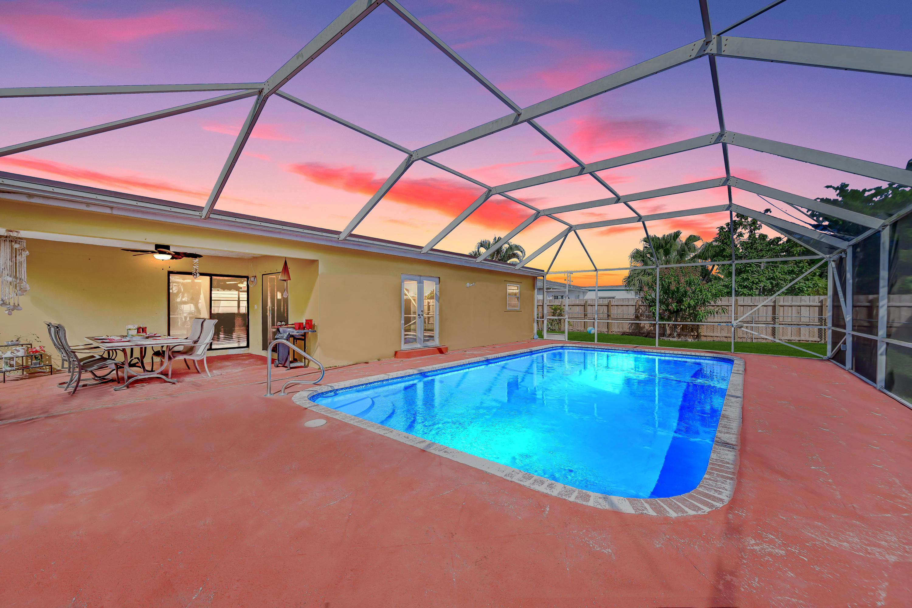 11152 Mustang Street Boca Raton, FL 33428 - Photo 8 of 61 Fun Twilight