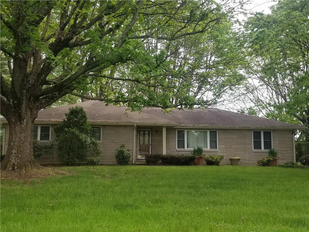 610 East Redding Road Seymour, IN 47274 - Photo 4 of 44
