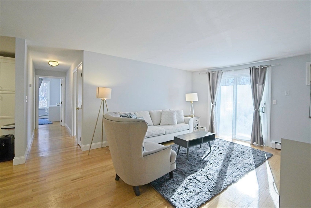 165 R Chestnut Street, Unit 2 Foxboro, MA 02035 - Photo 4 of 17