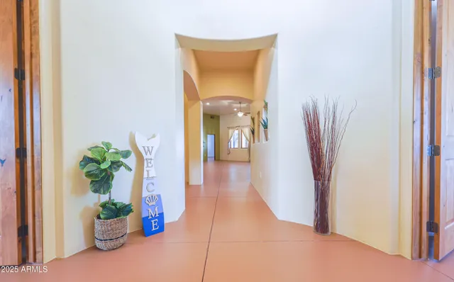 $925,000 | 6754 East Roberto Loop, Hereford, AZ 85615