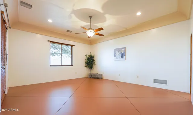 $925,000 | 6754 East Roberto Loop, Hereford, AZ 85615