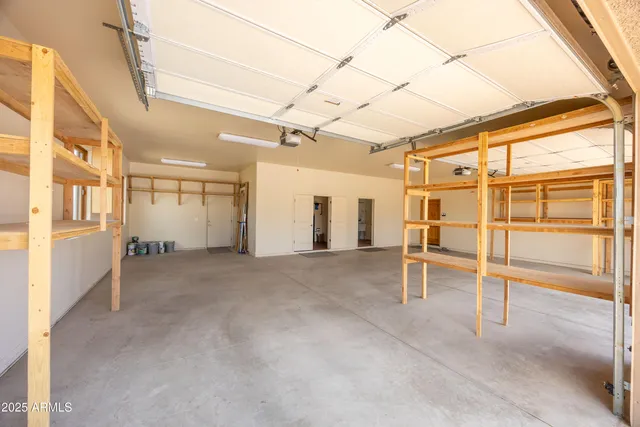 $925,000 | 6754 East Roberto Loop, Hereford, AZ 85615