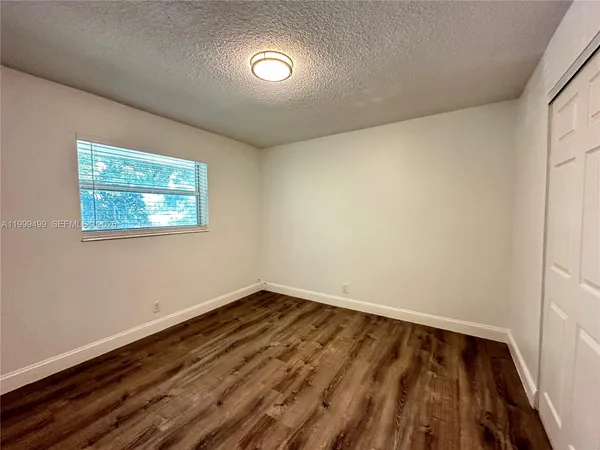 $1,695 | 2500 Johnson Street, Unit 17, Hollywood, FL 33020