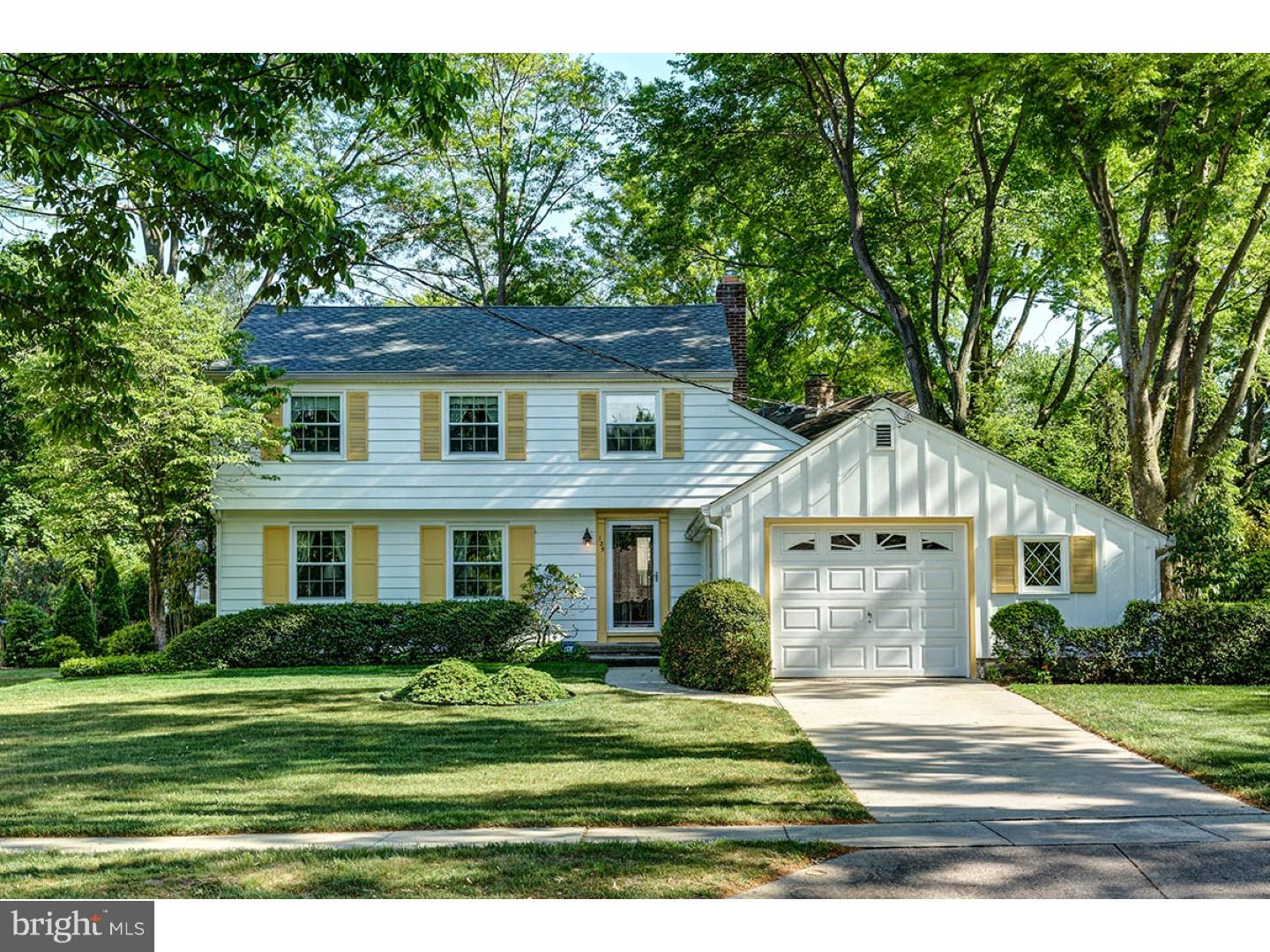 125 Kitty Hawk Road Cherry Hill, NJ 08034 - Photo 1 of 25