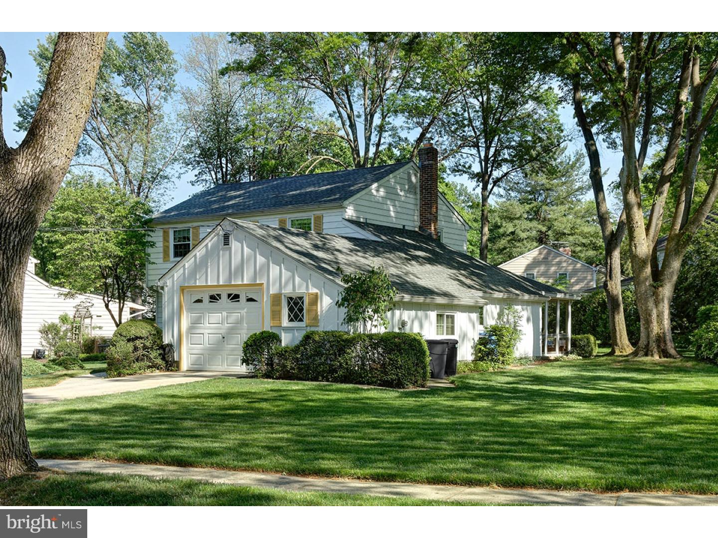 125 Kitty Hawk Road Cherry Hill, NJ 08034 - Photo 2 of 25