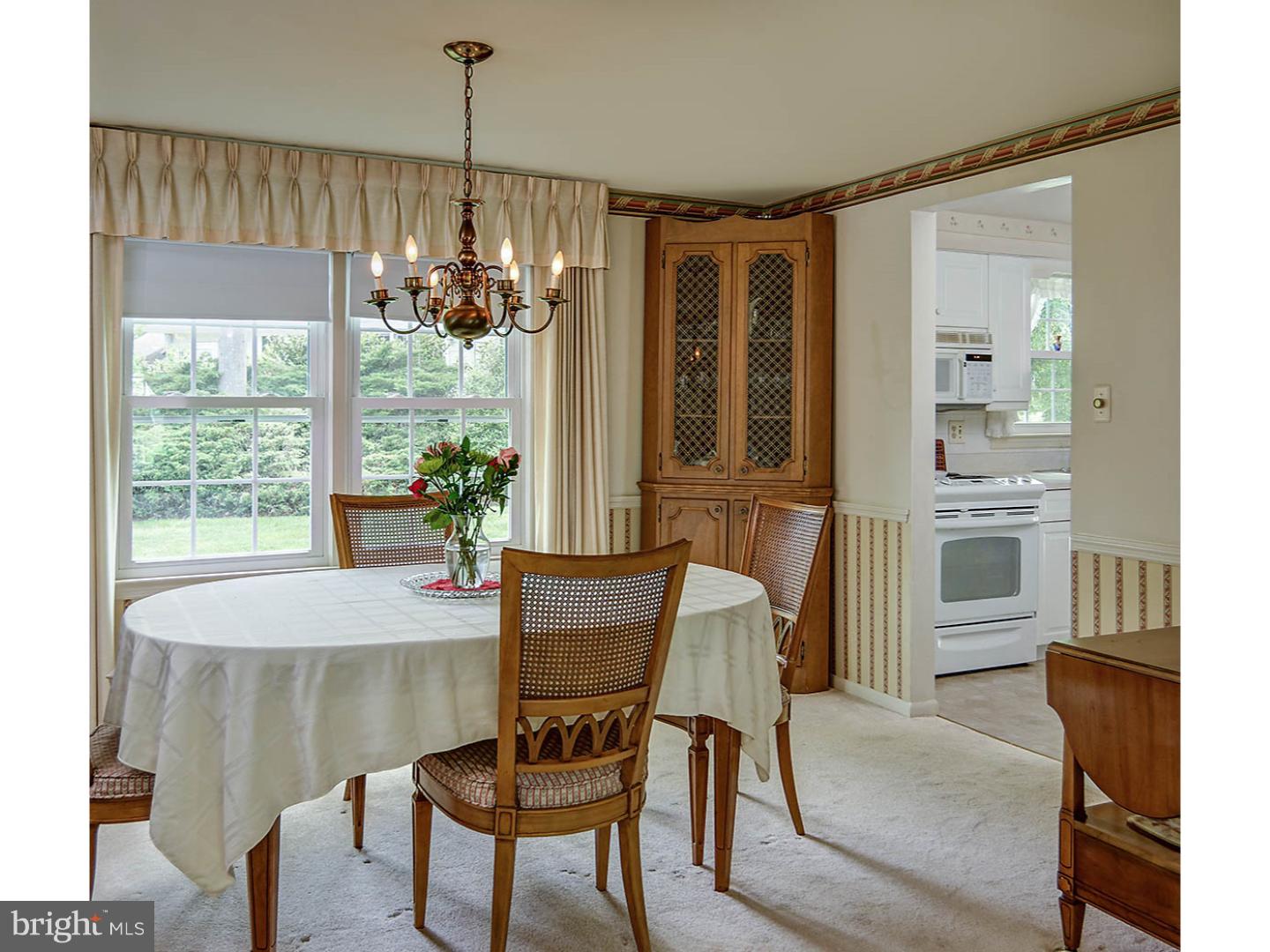 125 Kitty Hawk Road Cherry Hill, NJ 08034 - Photo 8 of 25