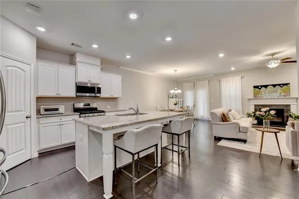 $395,000 | 4432 Park Vista Lane, Buford, GA 30518