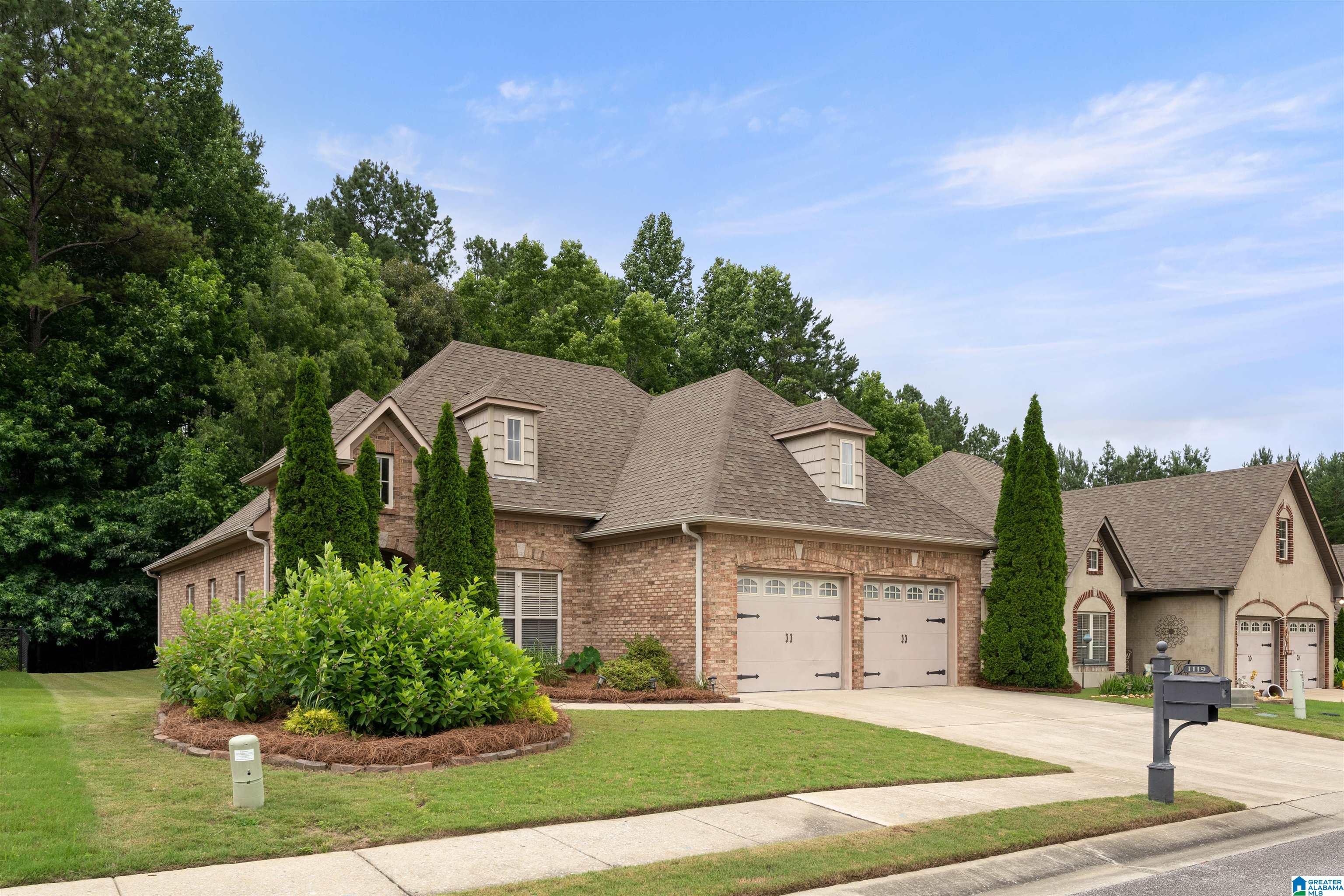 1119 Weybridge Road Pelham, AL 35124 - Photo 2 of 42