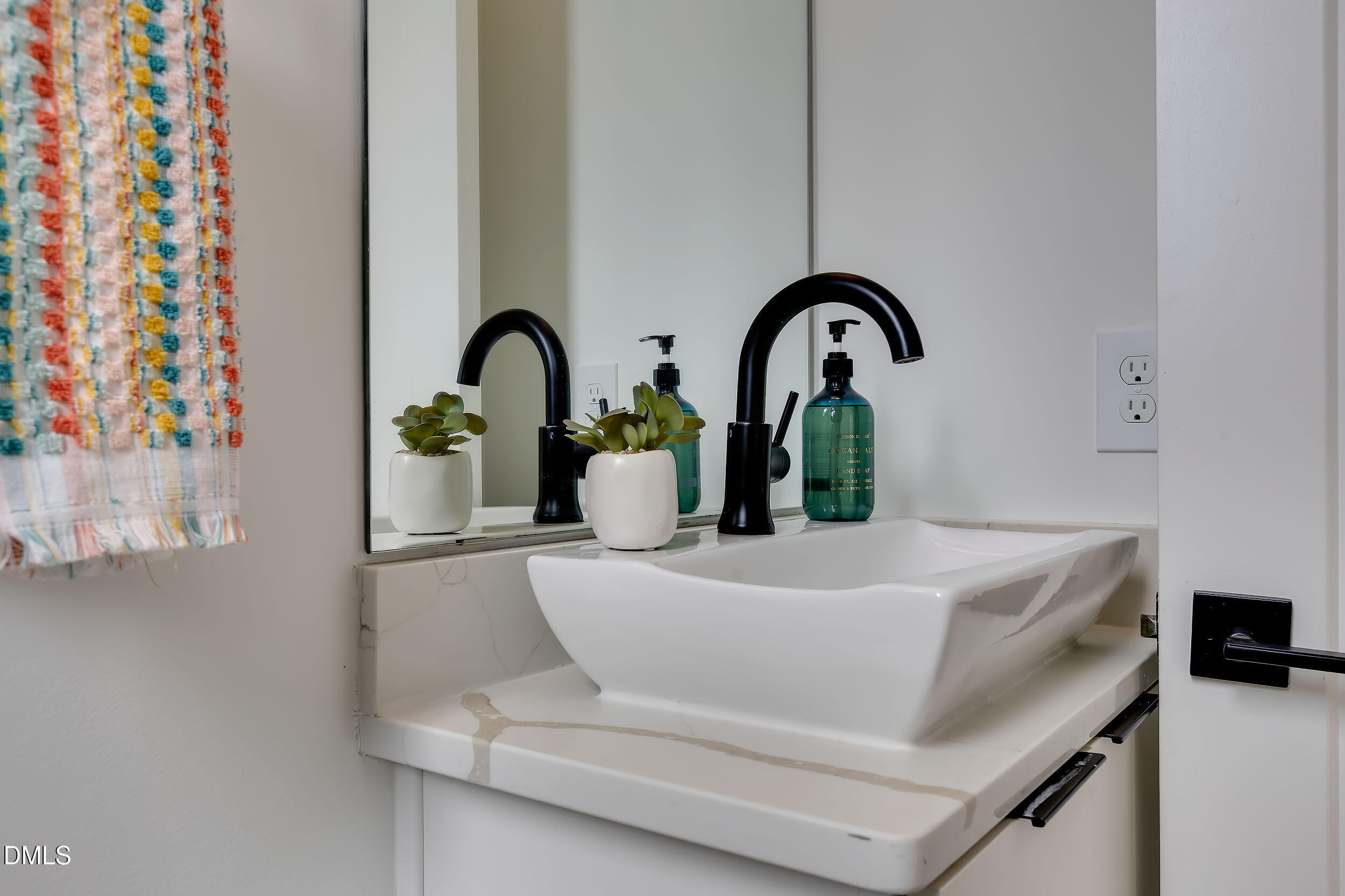 526 North Roxboro Street Durham, NC 27701 - Photo 14 of 26 Bathroom
