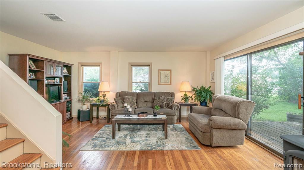 2960 Culbertson Avenue Rochester Hills, MI 48307 - Photo 12 of 34