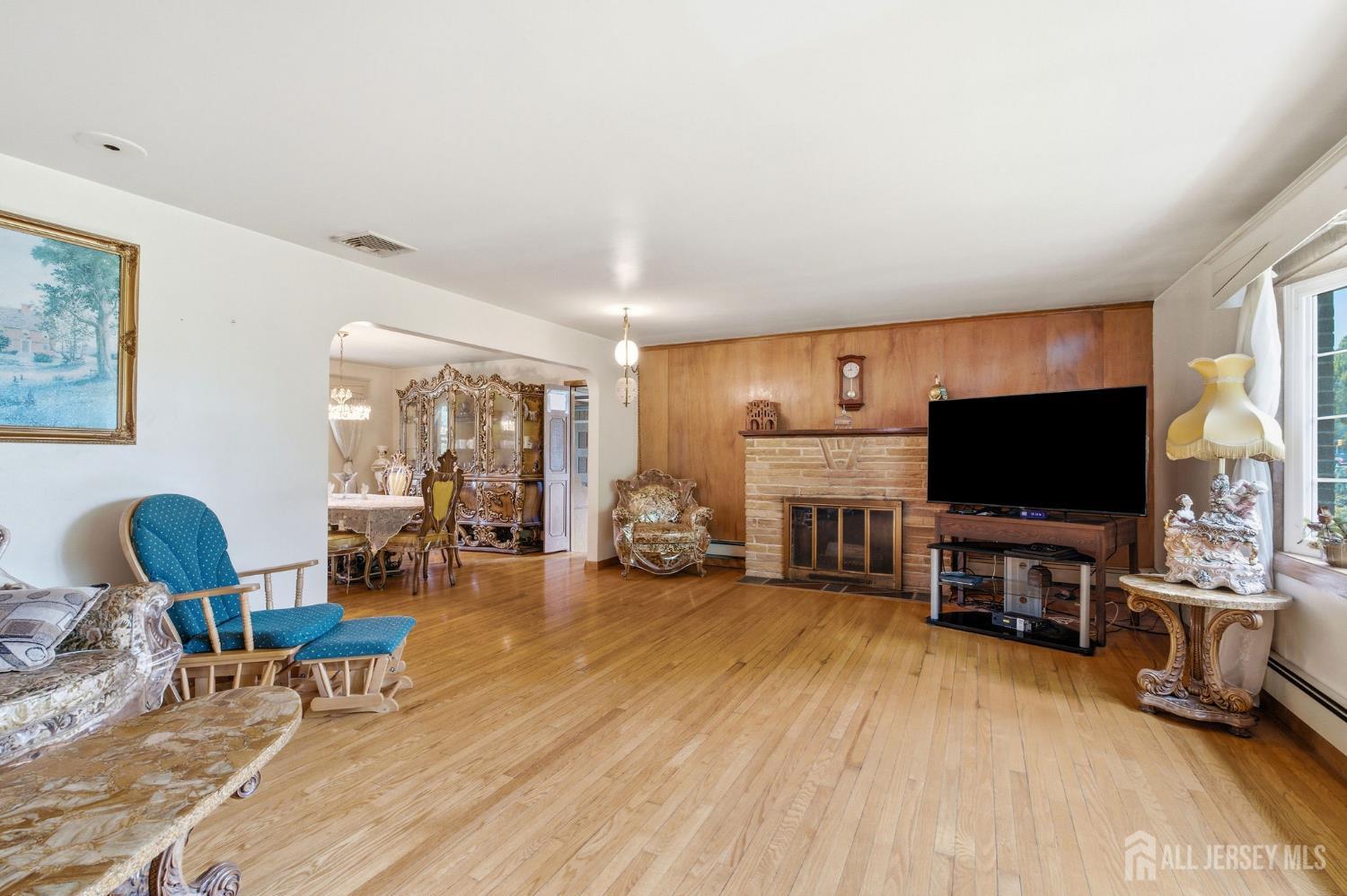 1868 Amwell Road Somerset, NJ 08873 - Photo 9 of 34