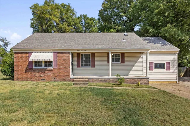 a backyard of a house