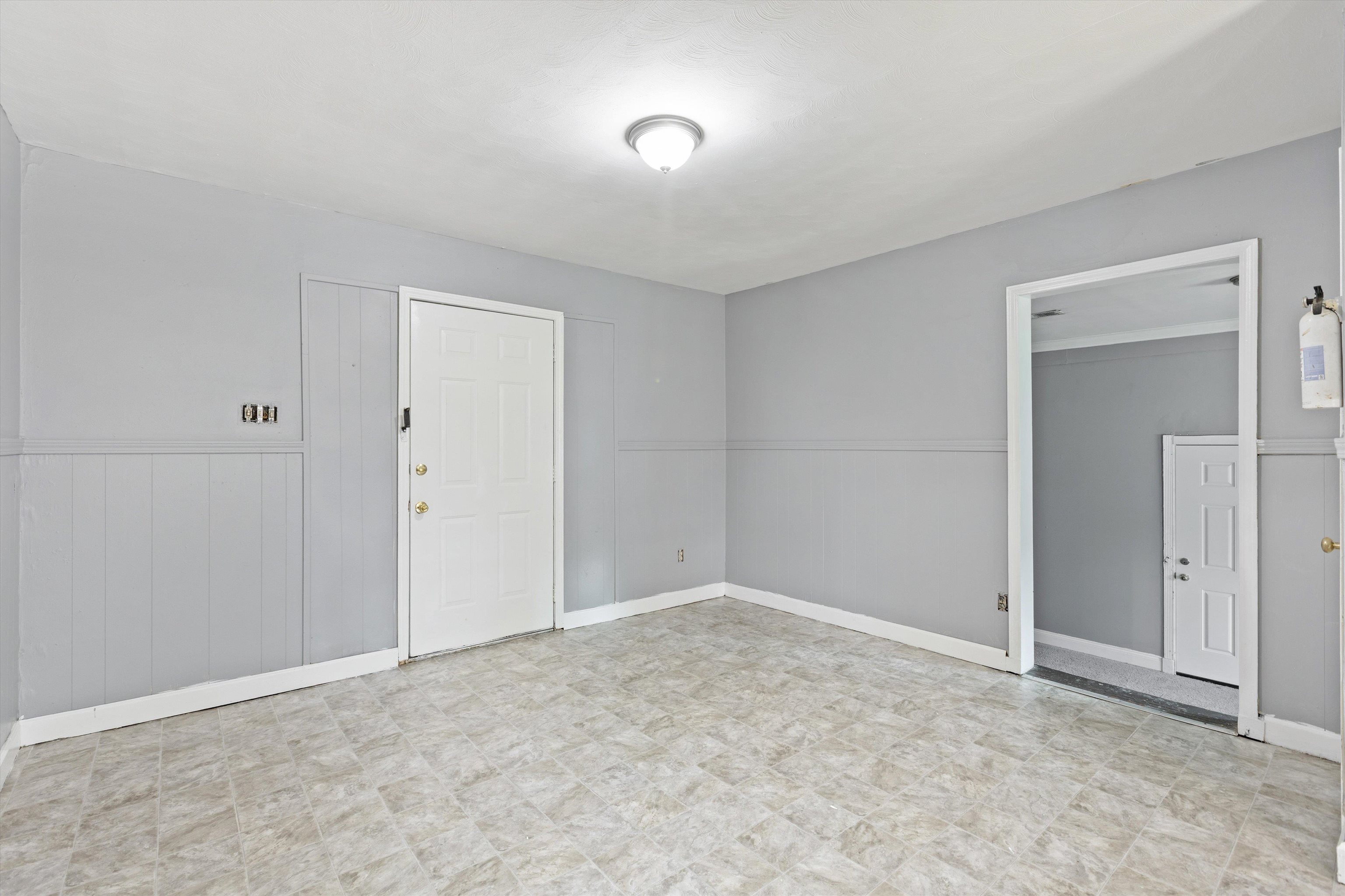 3580 Rhodes Avenue Memphis, TN 38111 - Photo 11 of 26 a view of an empty room