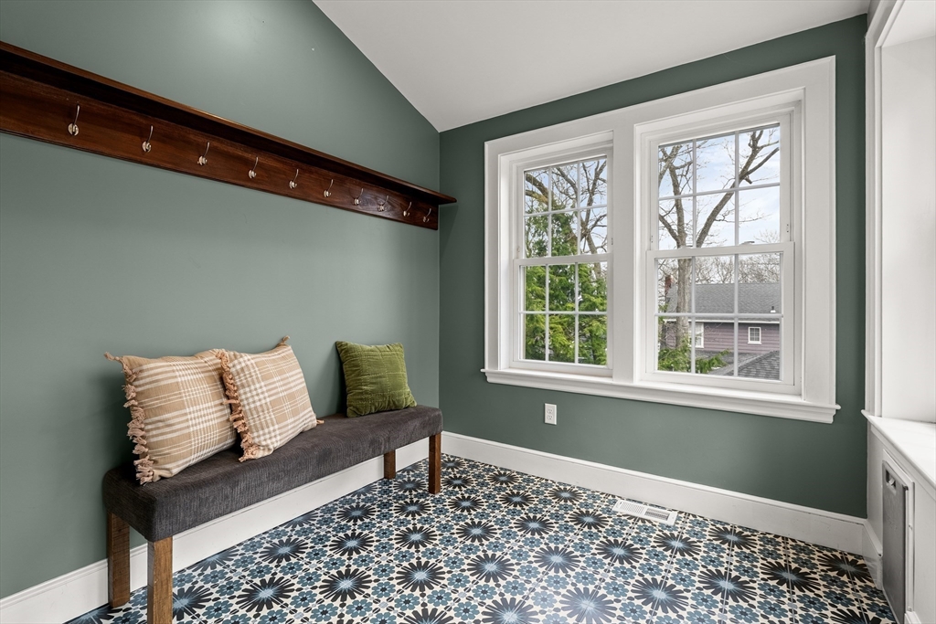 24 Grandview Road Arlington, MA 02476 - Photo 16 of 42 Gallery Image 16