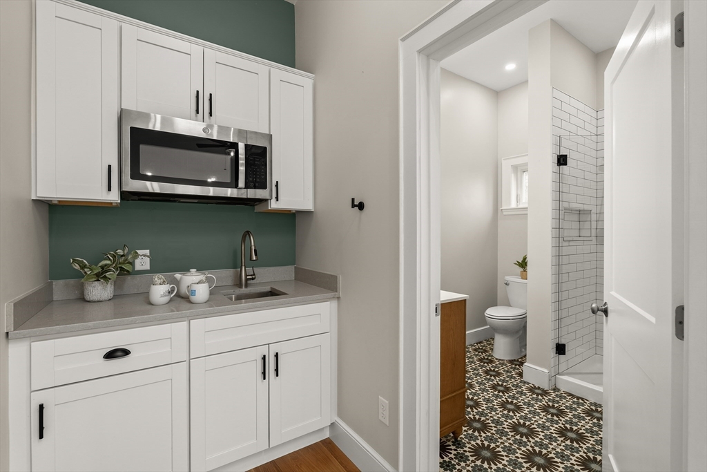 24 Grandview Road Arlington, MA 02476 - Photo 20 of 42 Gallery Image 20