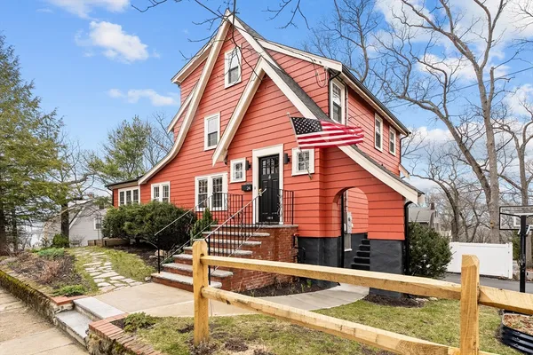 $1,995,000 | 24 Grandview Road, Arlington, MA 02476