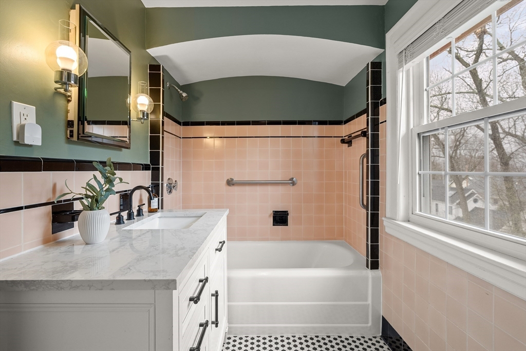 24 Grandview Road Arlington, MA 02476 - Photo 26 of 42 Gallery Image 26