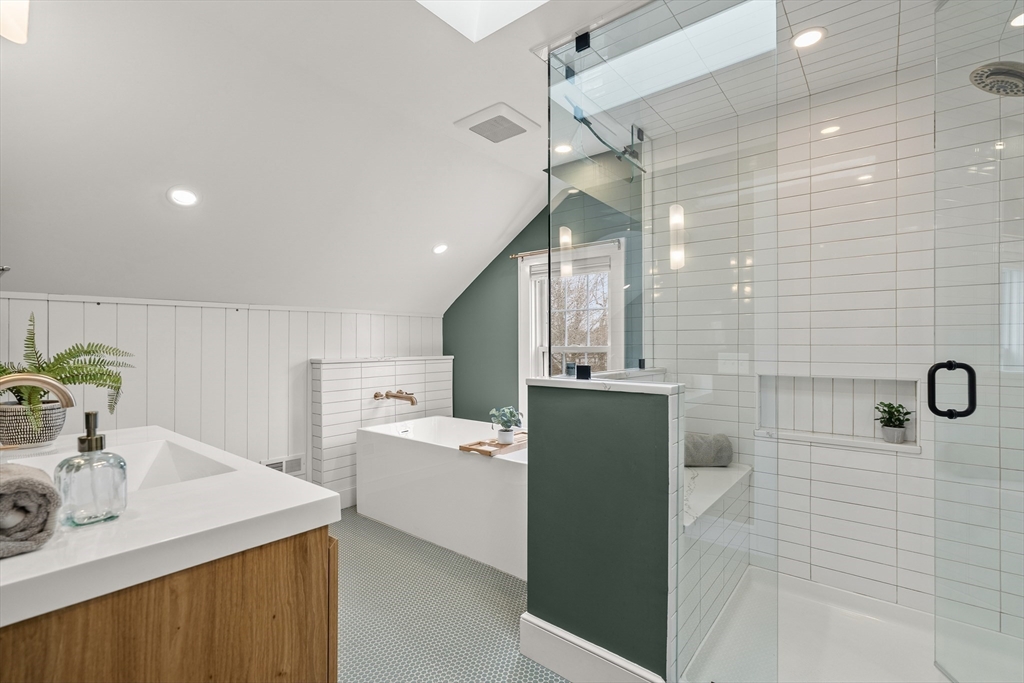 24 Grandview Road Arlington, MA 02476 - Photo 30 of 42 Gallery Image 30