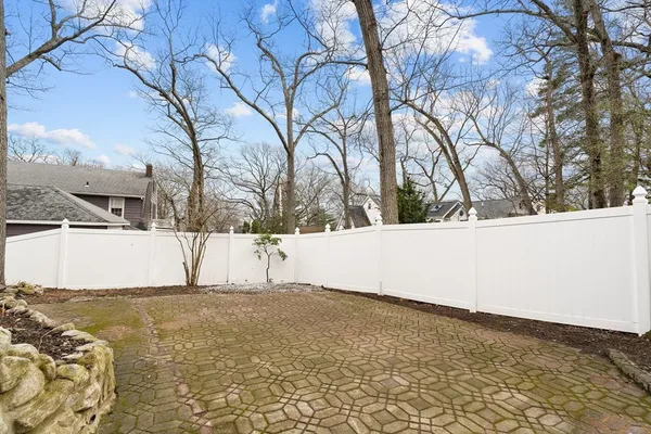 $1,995,000 | 24 Grandview Road, Arlington, MA 02476