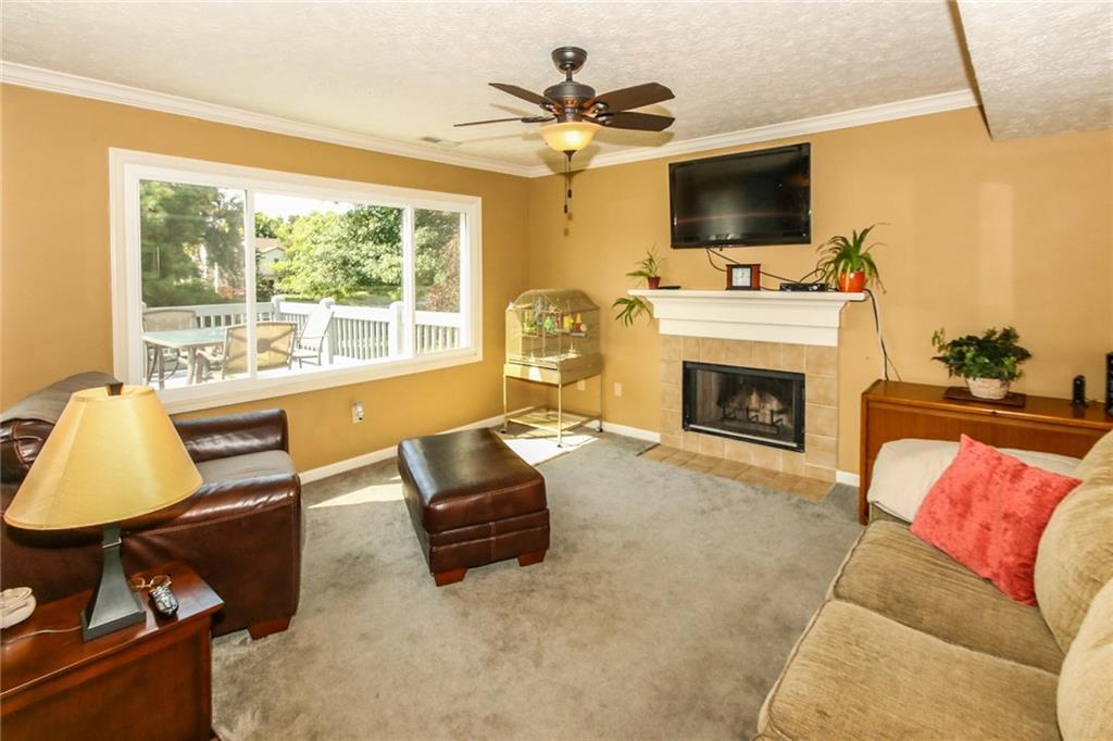 7725 Hidden Ridge Fishers, IN 46038 - Photo 9 of 24 Gallery Image 9