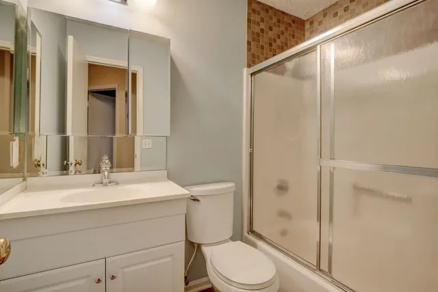 $1,900 | 4302 Watson Drive, Wilmington, NC 28405