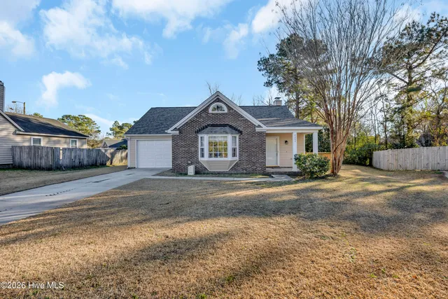 $1,900 | 4302 Watson Drive, Wilmington, NC 28405