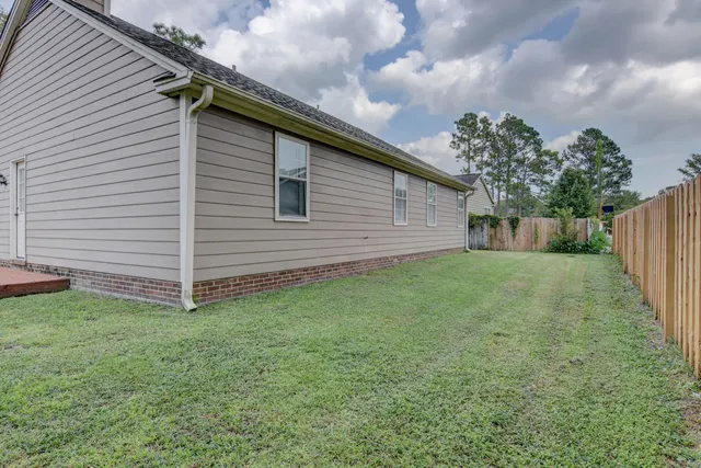 $1,900 | 4302 Watson Drive, Wilmington, NC 28405