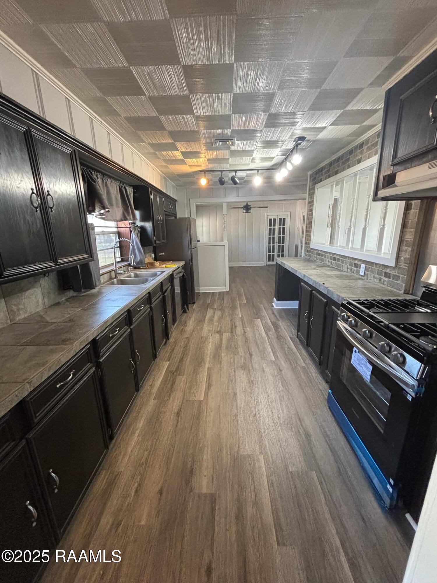 1107 Railroad Street Pine Prairie, LA 70586 - Photo 2 of 15 633eb6b6-4bd8-40ae-be72-8f52e78aba68