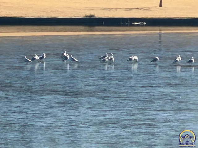 $359,000 | 7 Lakeshore Drive, Emporia, KS 66801