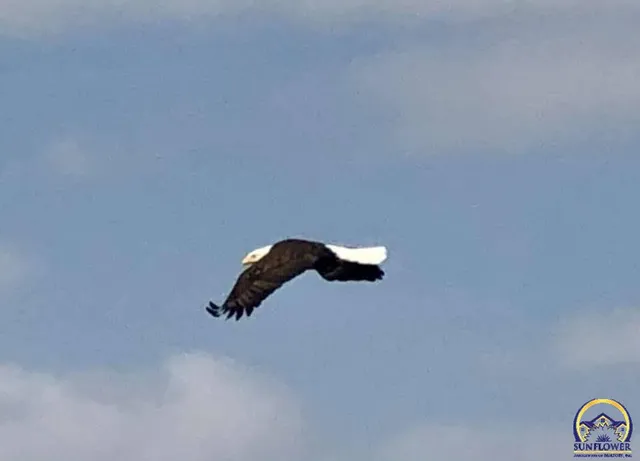 $359,000 | 7 Lakeshore Drive, Emporia, KS 66801