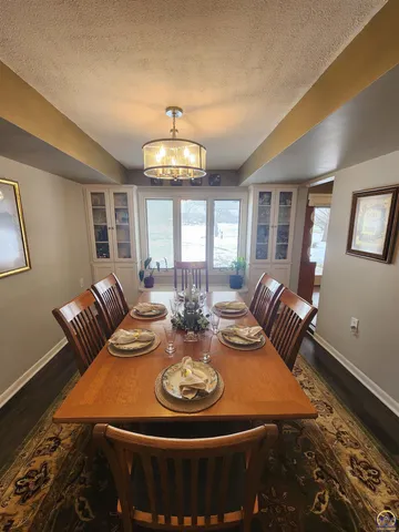 $359,000 | 7 Lakeshore Drive, Emporia, KS 66801