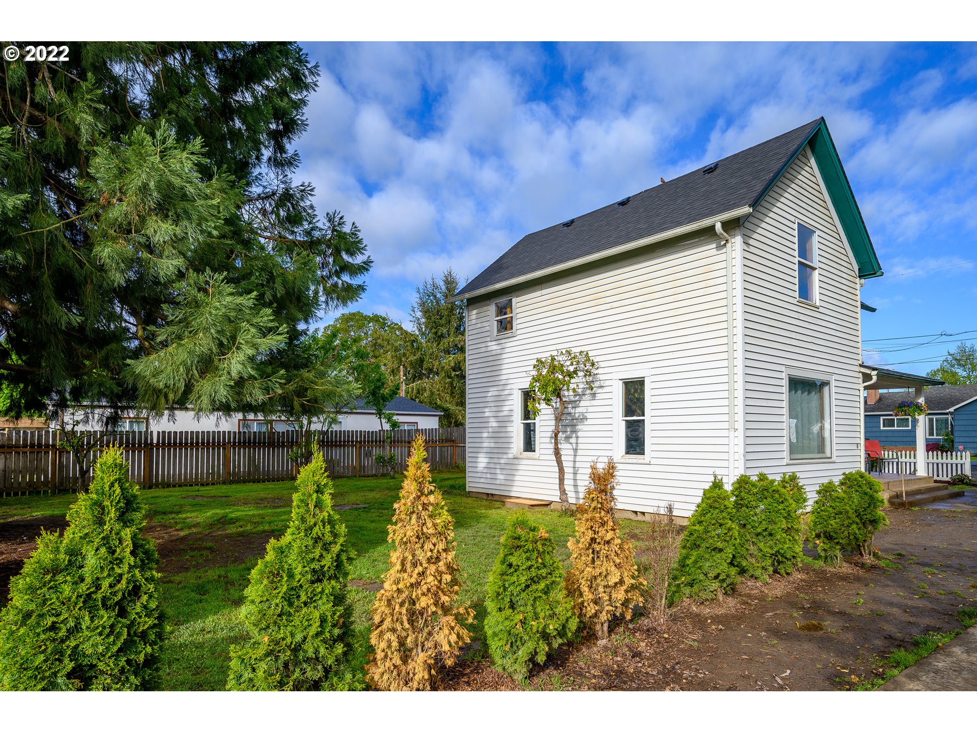 1029 Southeast Elm Street Dundee, OR 97115 - Photo 24 of 31