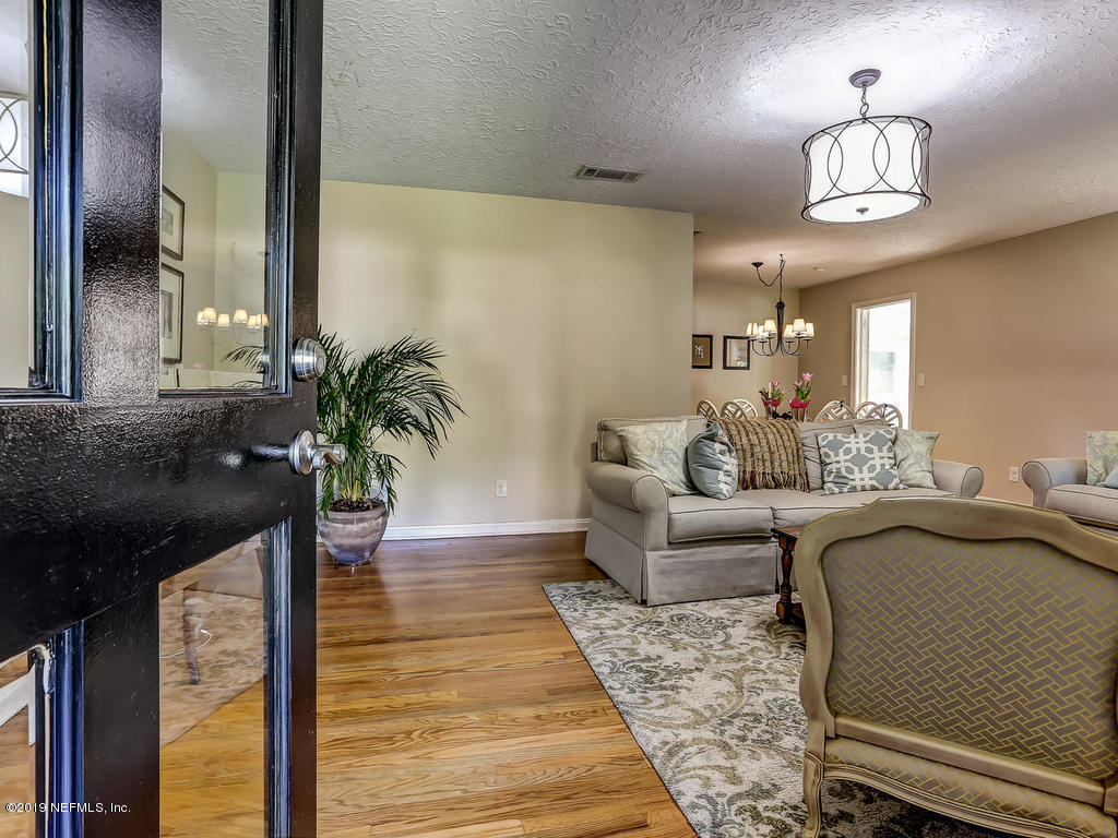 4119 Robin Hood Road Jacksonville, FL 32210 - Photo 11 of 45 4119 Robin Hood Rd-012-57-Foyer-MLS_Size